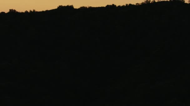 Luchtfoto zonsopgang uitzicht centrum LA van Hollywood Hills — Stockvideo