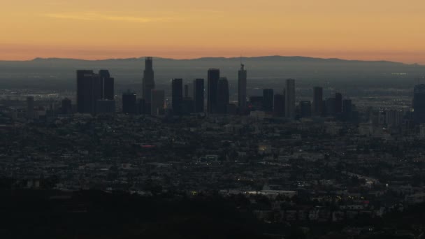 Luchtfoto zonsopgang morgenlicht centrum Los Angeles — Stockvideo