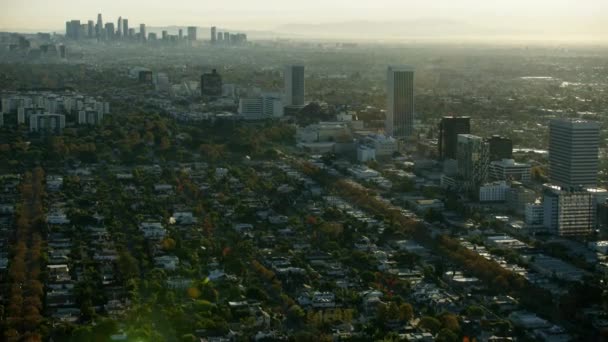 Vedere aeriană răsărit de soare Beverly Grove centrul Los Angeles — Videoclip de stoc