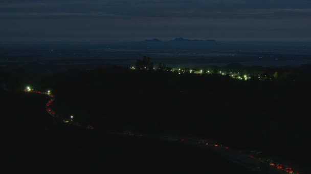 Vista aérea nocturna Paradise emergency Utility depot USA — Vídeo de stock