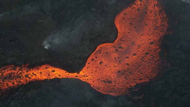 Aerial view river of hot magma ocean steam — Stock Video