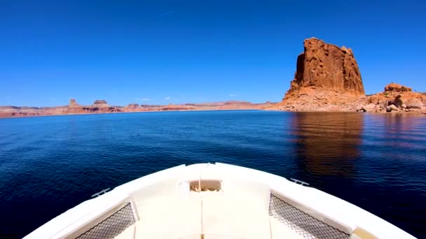 POV barco turístico cruzeiro Lago Powell Utah EUA — Vídeo de Stock