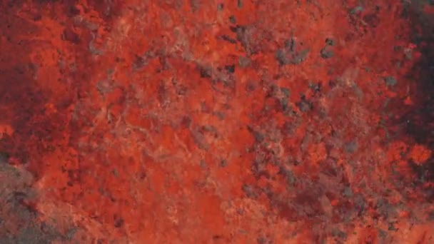 Luftaufnahme von Gasen, die direkt aus Magma ausbrechen — Stockvideo