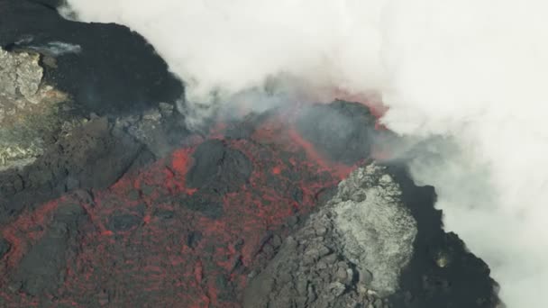 Flygfoto röd het magma hav ånga stiger — Stockvideo