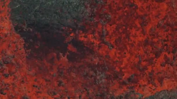 화산 폭발로 인 해 분출되는 폭발적 인 용암 — 비디오