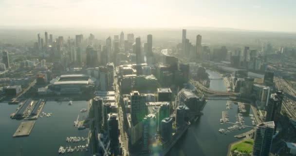 Vedere aeriană la răsărit Docklands Yarra River Melbourne — Videoclip de stoc