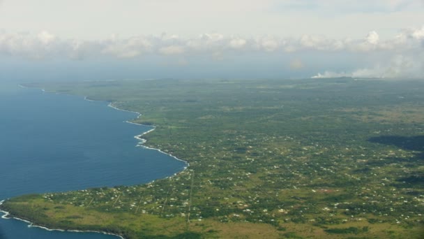 Vista aérea de la costa de Big Island Hawaiian Paradise Park — Vídeos de Stock