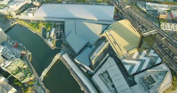 Uitzicht op zonsondergang vanuit de lucht Melbourne Convention Centre Yarra River — Stockvideo