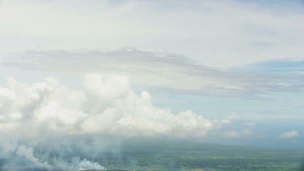 Flygfoto vulkaniska landskapet Kilauea lava strömmar Hawaii — Stockvideo