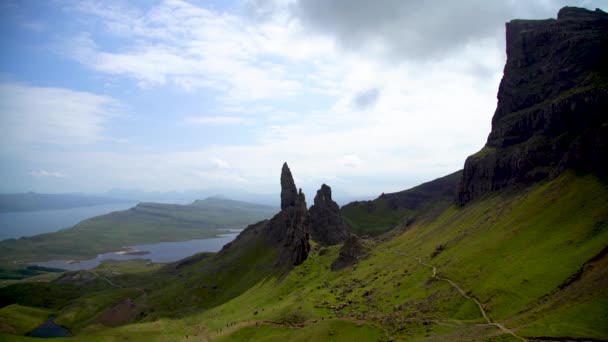 Trotternish Isle Skye Scotlands Oude man van Storr — Stockvideo