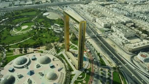 Letecký památkový pohled Dubai Frame Zabeel Park SAE — Stock video