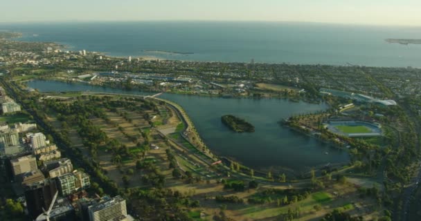 Вид с воздуха Albert Park Port Phillip Bay Melbourne — стоковое видео