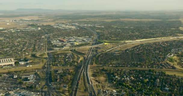 Lotnisko widok wschodu słońca Western Ring Road wymiany Melbourne — Wideo stockowe