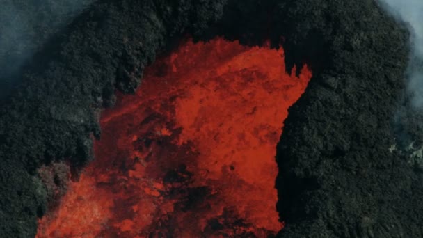 Luchtfoto aardes macht natuur furie gesmolten lava — Stockvideo