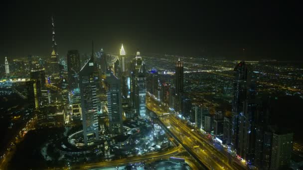 Αεροφωτογραφία Sheikh Zayed νύχτα δρόμου Ουρανοξύστες Ντουμπάι — Αρχείο Βίντεο