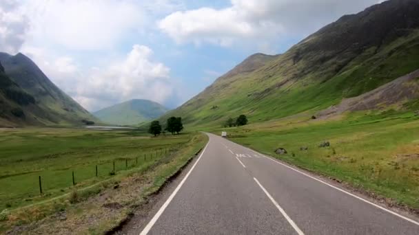POV γραφική οδήγηση Glencoe κοιλάδα αυτοκινητόδρομος Μεγάλη Βρετανία — Αρχείο Βίντεο