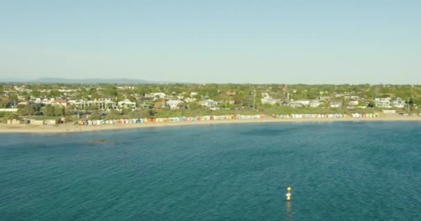 Vista aérea del atardecer Dendy Street Beach Brighton Melbourne — Vídeos de Stock