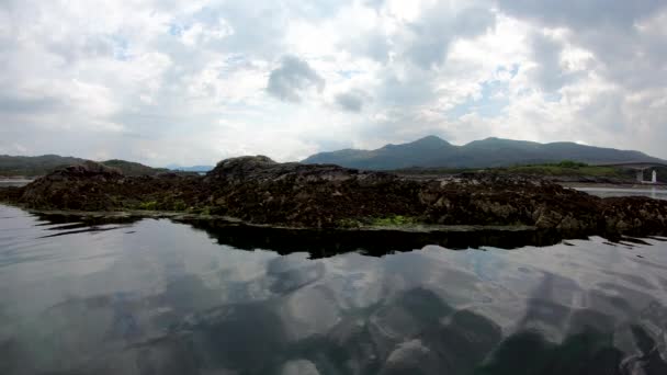 Sky Bridge verbindet Festland und Isle of Skye — Stockvideo