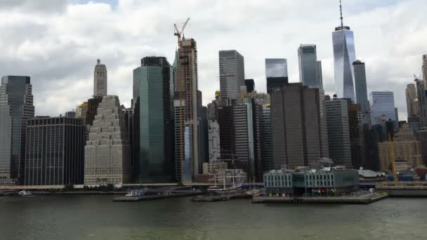 New York timelapse skyscrapers ferry piers Manhattan America — Stock Video