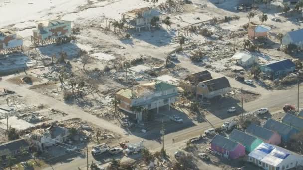 हवाई दृश्य होटल कंडोमियम तूफान माइकल द्वारा नष्ट कर दिया — स्टॉक वीडियो