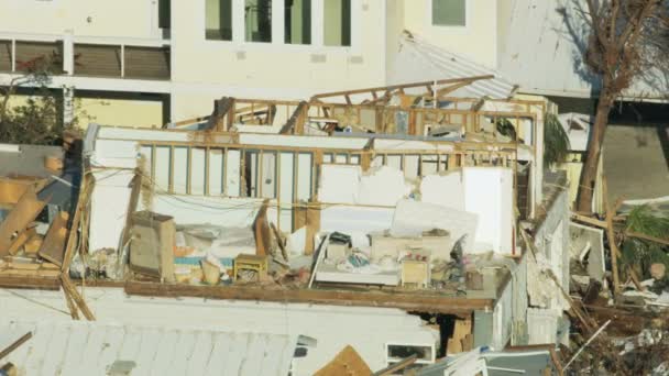 Vista aérea destruição de casas e propriedade Furacão — Vídeo de Stock