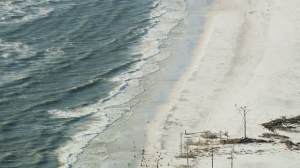 Vista aérea paisaje costero daños en la playa Huracán Michael — Vídeos de Stock