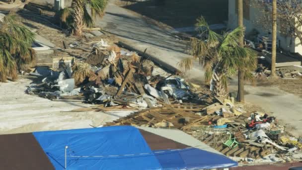 重度のハリケーンによる財産への空中ビューの損傷 — ストック動画