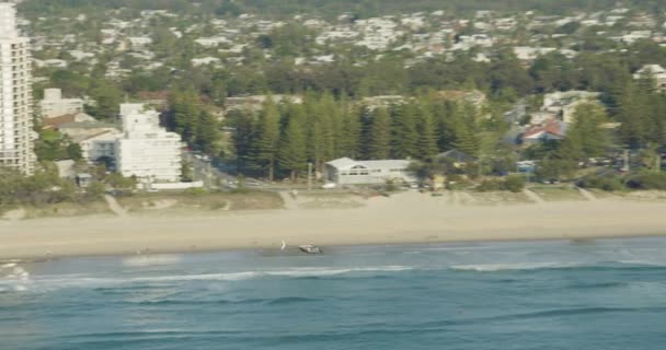 Vue aérienne hélicoptère Surfeurs Paradise Gold coast — Video