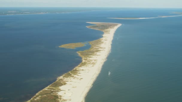 Vista aérea do Bulldozer protegendo a costa da Flórida EUA — Vídeo de Stock