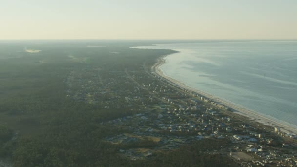 Ущерб от урагана Майкл с видом на побережье — стоковое видео