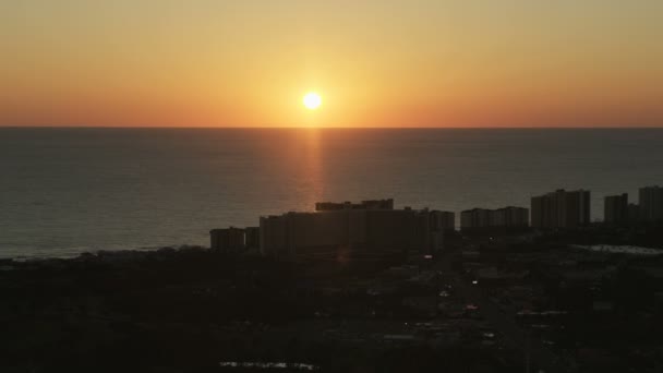 Luchtfoto zonsondergang uitzicht op Panama City strand Florida — Stockvideo