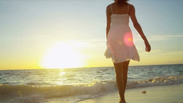 Girl Wearing White Walking at Island Beach in Sunrise — Stock Video