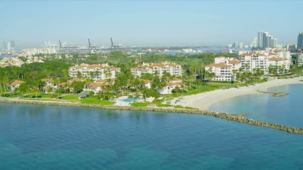 Fisher Island özel lüks daireler — Stok video