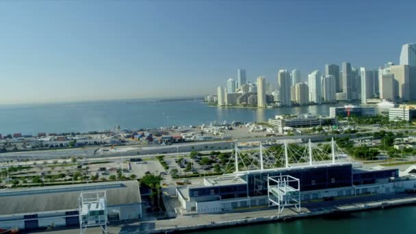 Kreuzfahrtschiff Terminal miami Stadt Eigentumswohnungen — Stockvideo