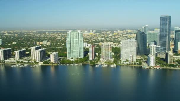 Hotels in Miami City en flatgebouwen — Stockvideo
