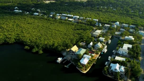 Schlüssel Largo luxuriöse tropische Wohnhäuser — Stockvideo