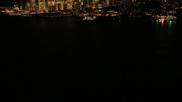 高層ビルと San Francisco のポート — ストック動画
