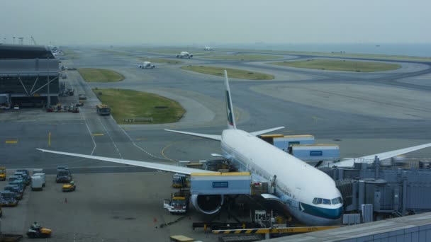 홍콩 국제공항 — 비디오
