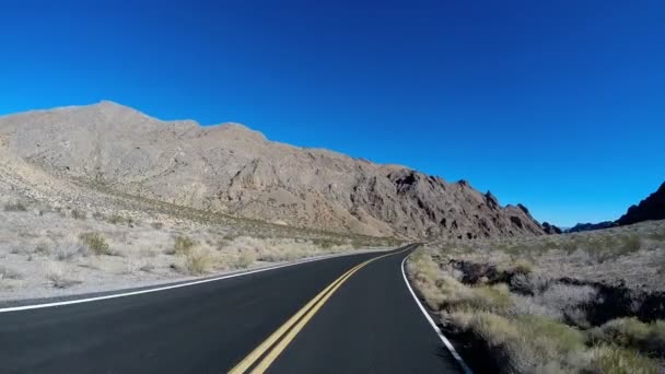 Road trip through desert landscape — Stock Video