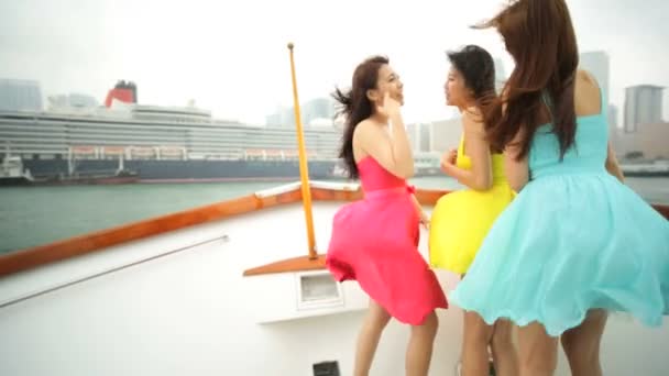 Girls having fun on yacht — Stock Video