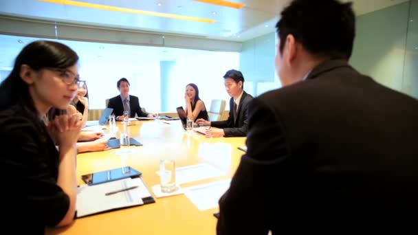 Руководители бизнеса о финансовой встрече — стоковое видео