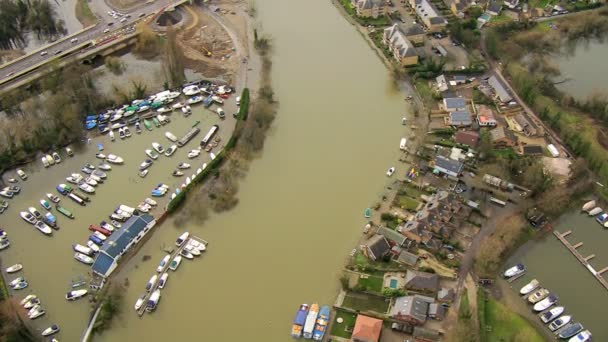 Daños ambientales causados por las inundaciones — Vídeos de Stock