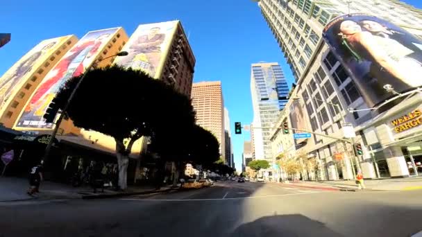 Conduciendo por las calles de la ciudad — Vídeos de Stock