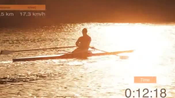 Man workout rowing outdoor — Stock Video