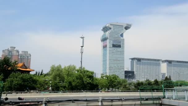 Dragon Head y cola IBM Building — Vídeo de stock