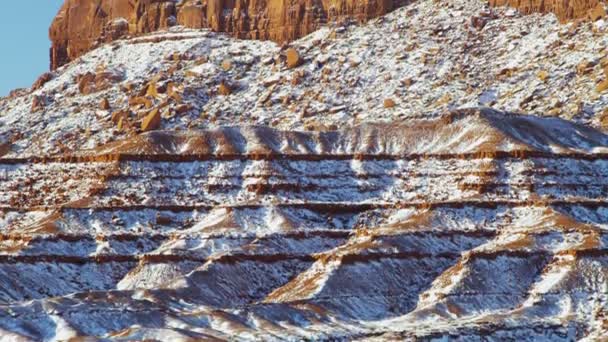 Monument Valley Navajo Tribal Park rots sneeuw woestijn Buttes — Stockvideo