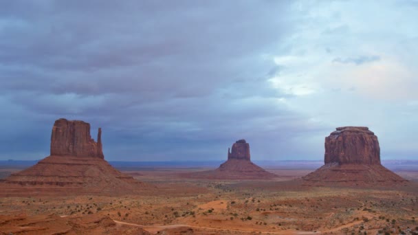 Пустыня Monument Valley Mittens, Плато, Аризона, США — стоковое видео