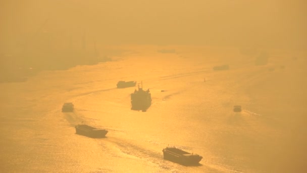 Barka przewozów na rzekę Huangpu — Wideo stockowe