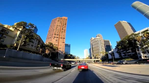 Conduciendo por las calles de la ciudad — Vídeo de stock