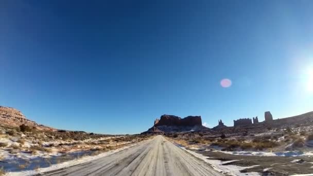 Viagem de estrada através da paisagem cênica — Vídeo de Stock